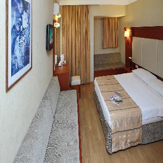 Julian Club Hotel fotoÄŸrafÄ±