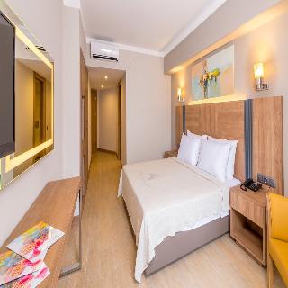 Julian Club Hotel fotoÄŸrafÄ±