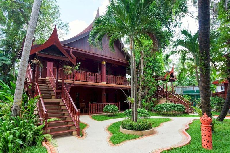Royal Phawadee Village - Genel