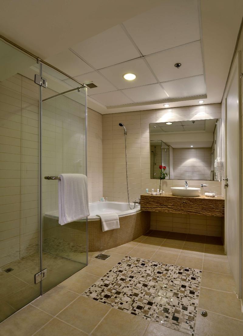 Oaks Liwa Heights Hotel Suites - Oda