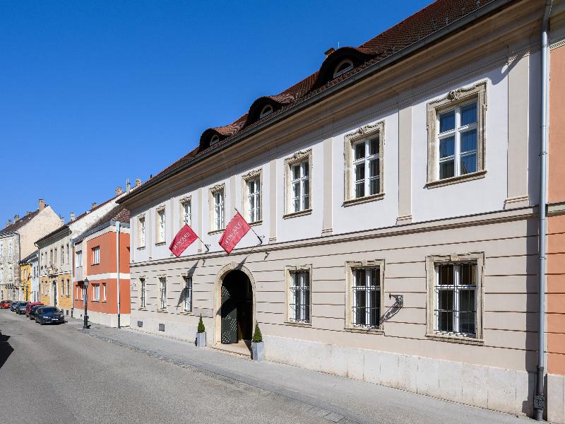 Buda Castle Hotel - Genel