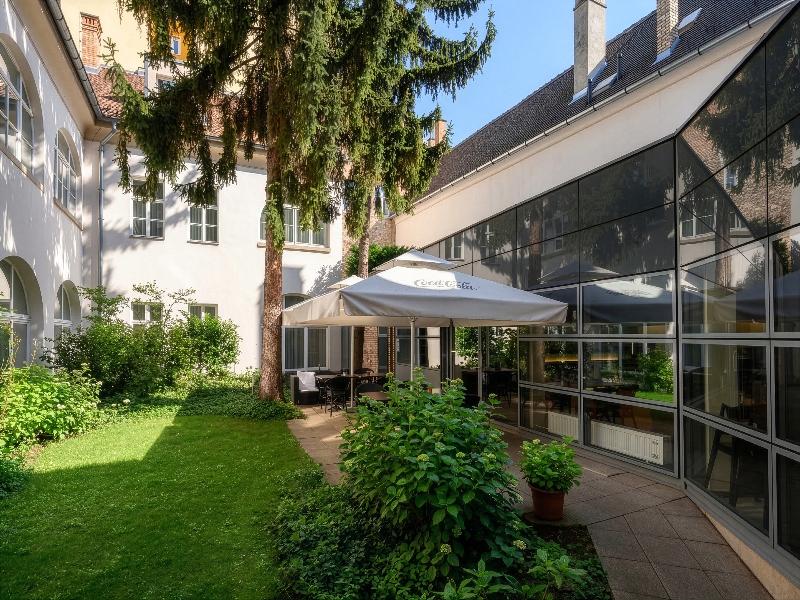 Buda Castle Hotel - Genel