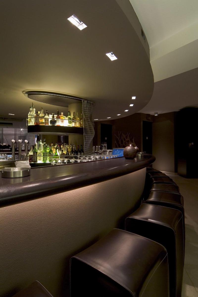 Madlein - Bar