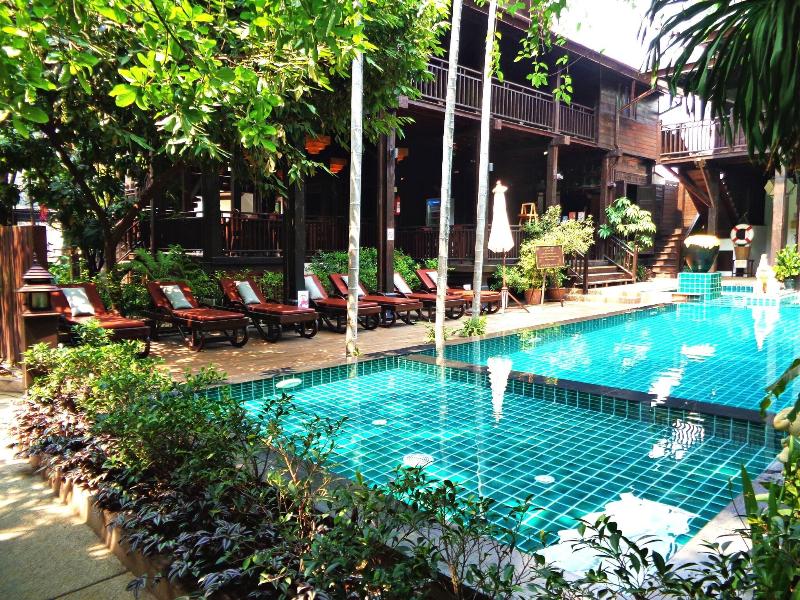 Yantarasri Resort - Havuz