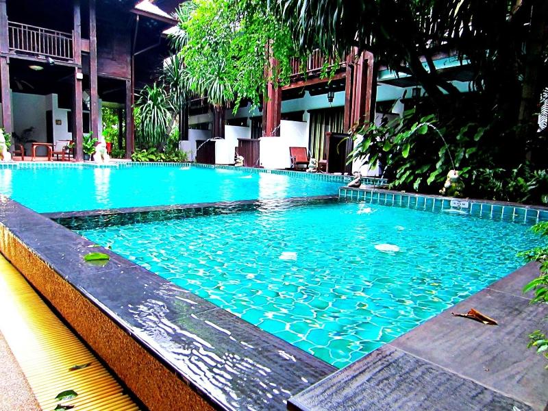 Yantarasri Resort - Havuz