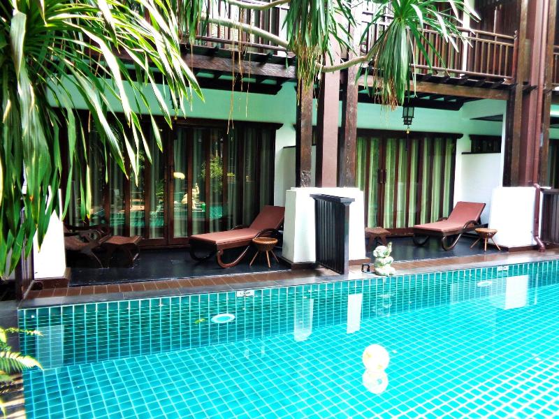 Yantarasri Resort - Havuz