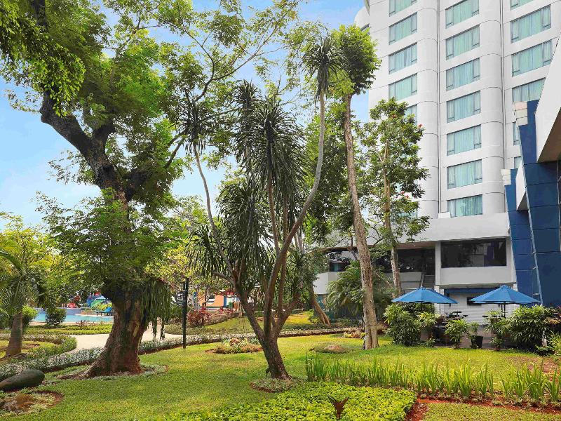 Mercure Convention Ctr Ancol - Bar