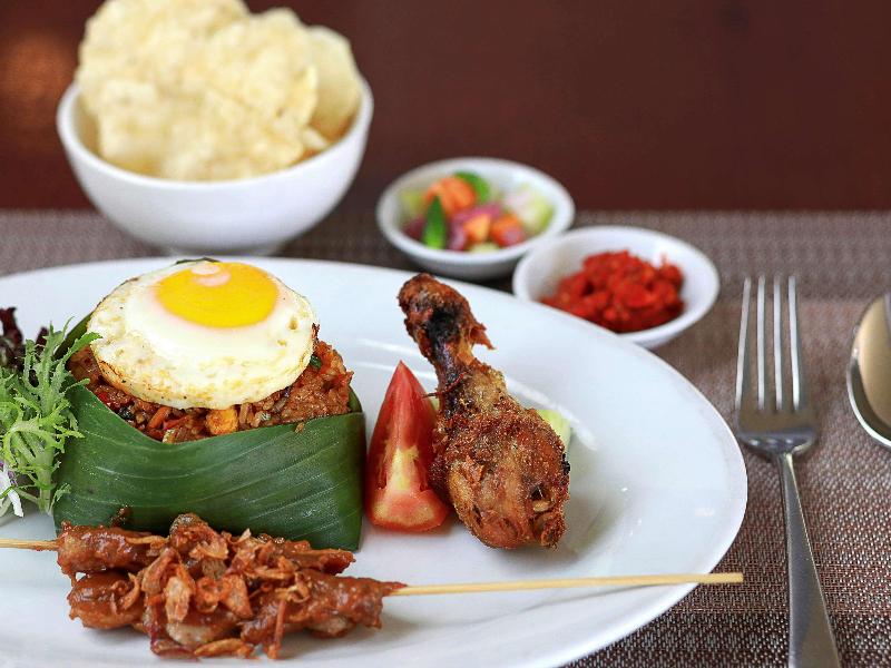 Mercure Convention Ctr Ancol - Restoran