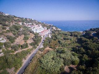 Kerame Hotel & Studios