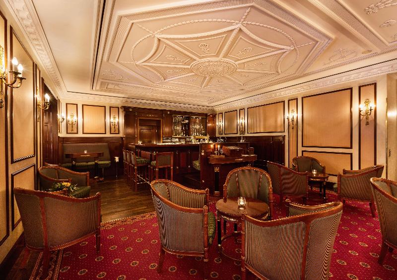 Best Western Premier Grand Hotel Russischer Hof - Bar