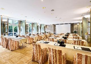 Best Western Premier Grand Hotel Russischer Hof fotoÄŸrafÄ±