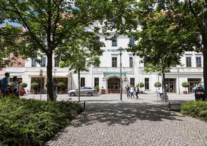 Best Western Premier Grand Hotel Russischer Hof - Genel