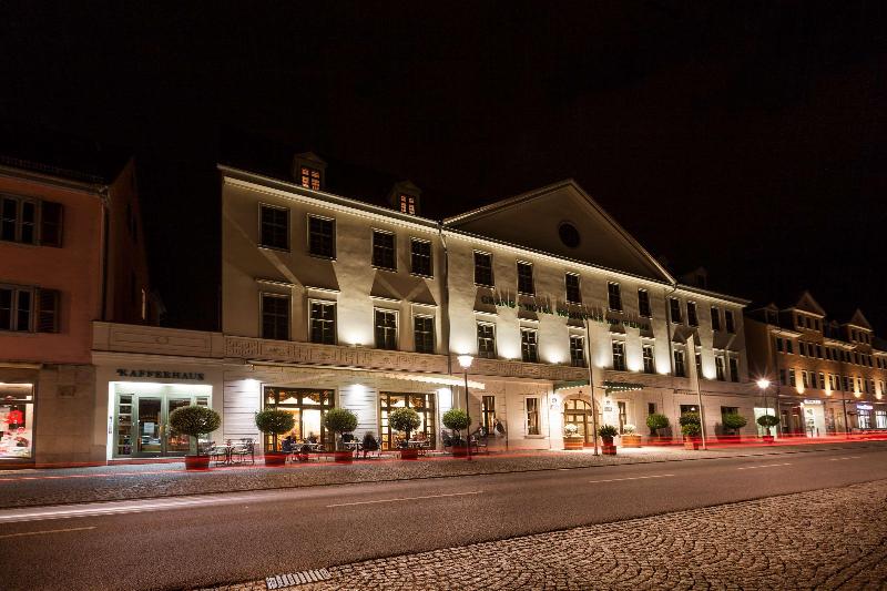 Best Western Premier Grand Hotel Russischer Hof - Genel