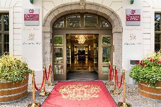 Best Western Premier Grand Hotel Russischer Hof fotoÄŸrafÄ±