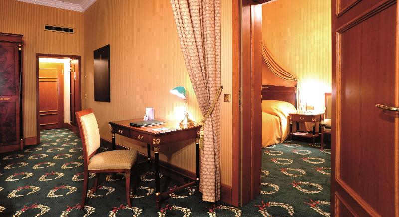 Best Western Premier Grand Hotel Russischer Hof - Oda