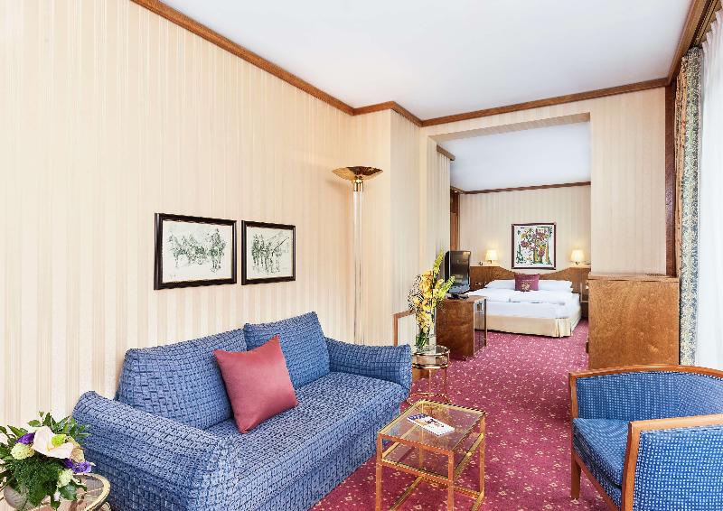 Best Western Premier Grand Hotel Russischer Hof - Oda
