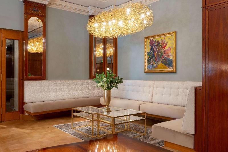 Best Western Premier Grand Hotel Russischer Hof - Restoran