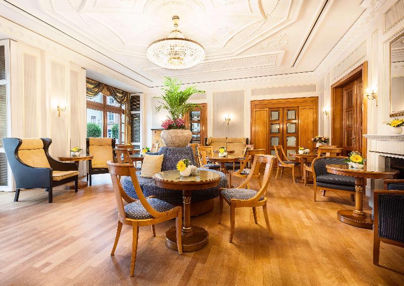 Best Western Premier Grand Hotel Russischer Hof - Restoran