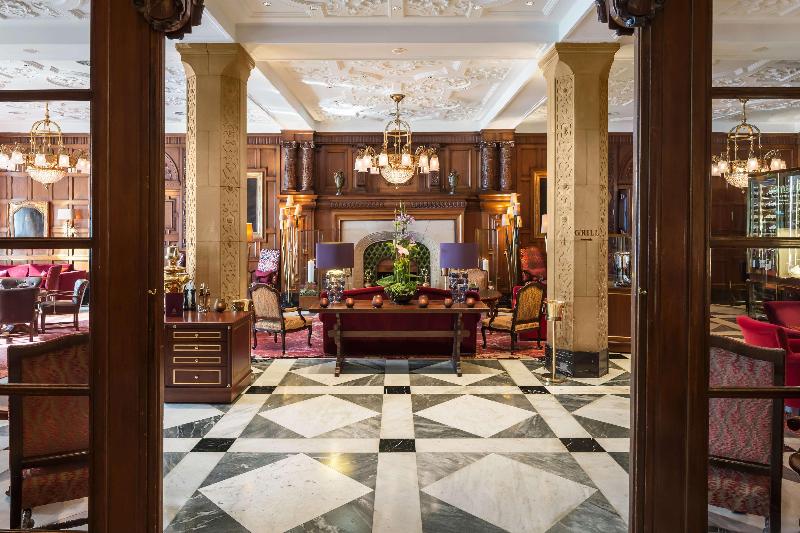 Fairmont Hotel Vier Jahreszeiten - Lobi