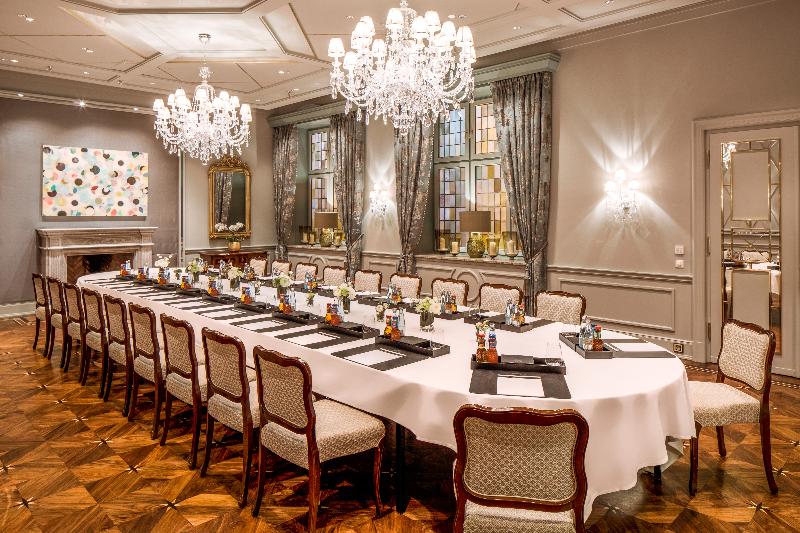 Fairmont Hotel Vier Jahreszeiten - Toplantı