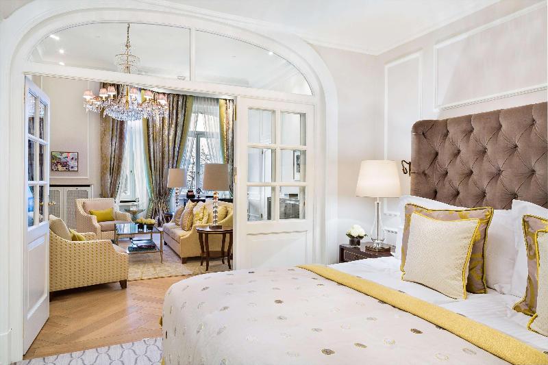 Fairmont Hotel Vier Jahreszeiten - Oda