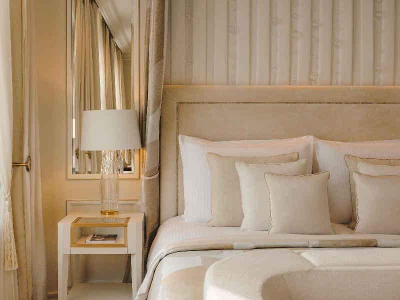 Fairmont Hotel Vier Jahreszeiten - Oda