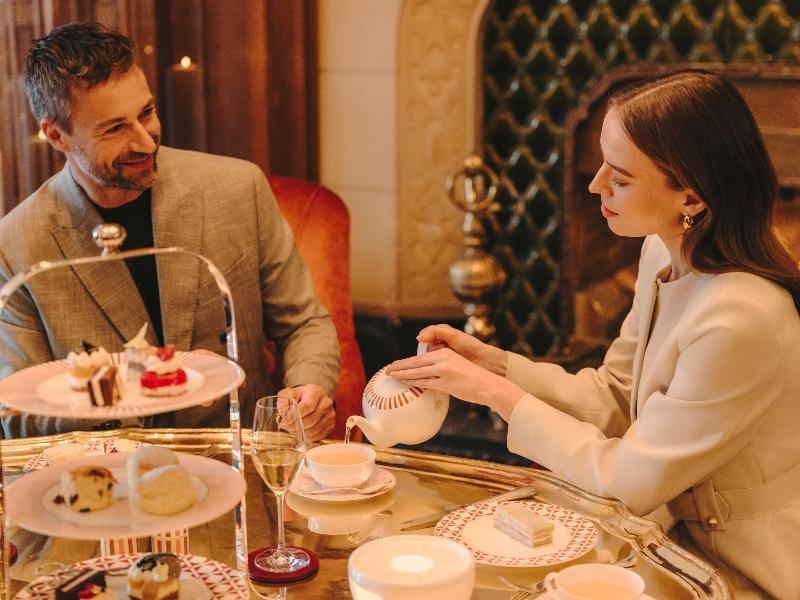 Fairmont Hotel Vier Jahreszeiten - Restoran