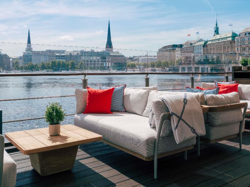 Fairmont Hotel Vier Jahreszeiten - Restoran