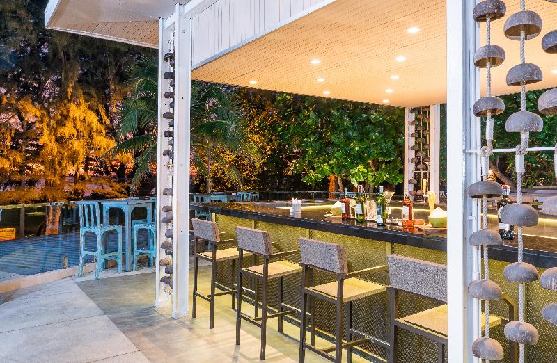 Dewa Phuket Resort and Villas - Bar