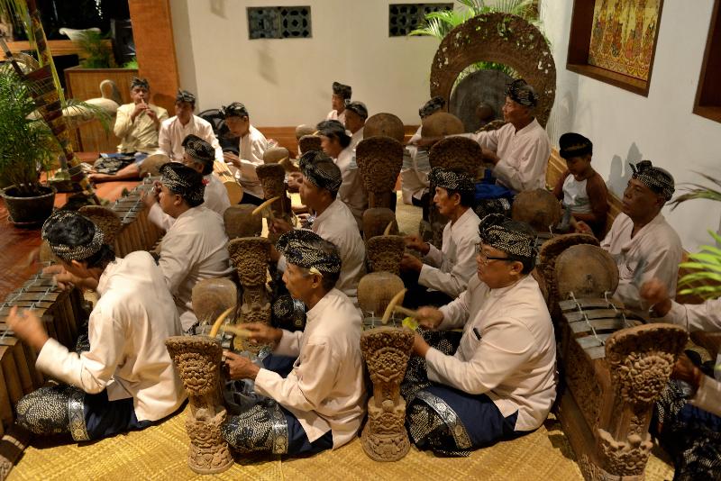 Tandjung Sari - Aktivite