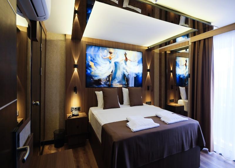 Duqqan Deluxe Hotel - Oda