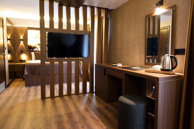 Duqqan Deluxe Hotel - Oda