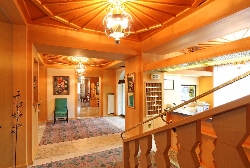 Wittelsbacher Hof Swiss Quality Hotel - Lobi