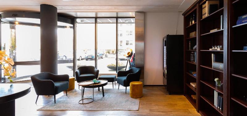 Bastion Hotel Rotterdam Alexander - Lobi