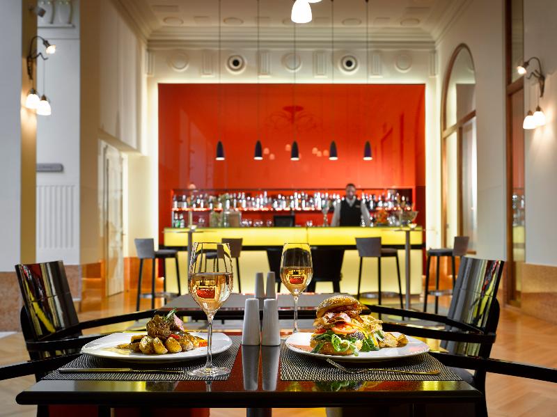 K+K Hotel Central - Bar
