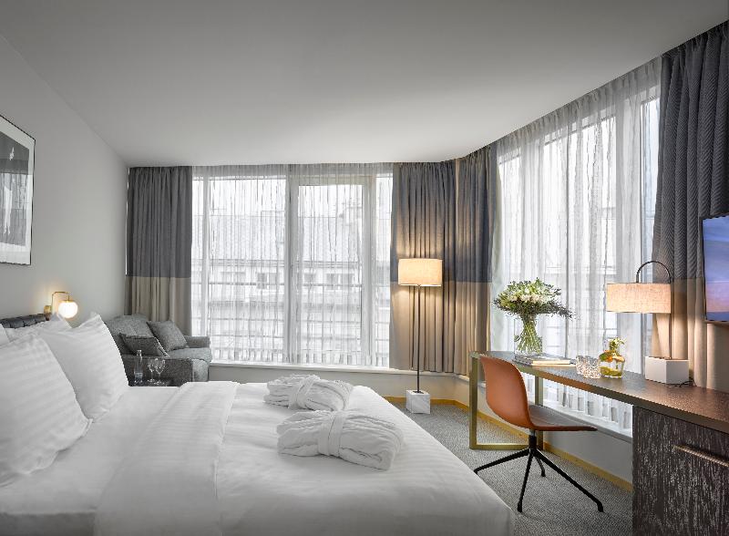K+K Hotel Fenix - Oda