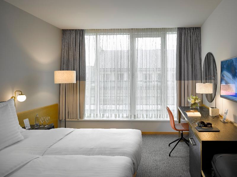 K+K Hotel Fenix - Oda