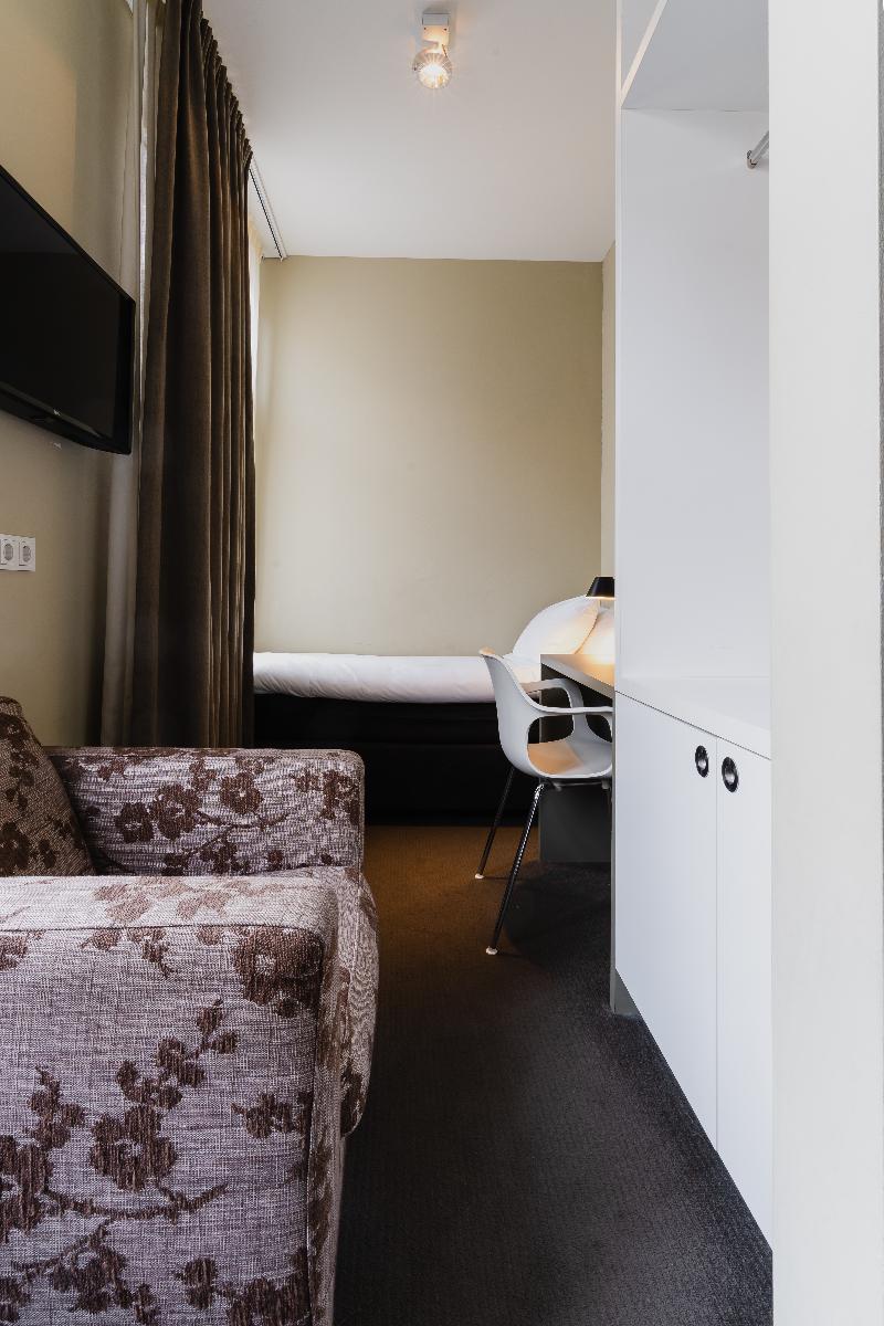 Hotel Roemer - Oda