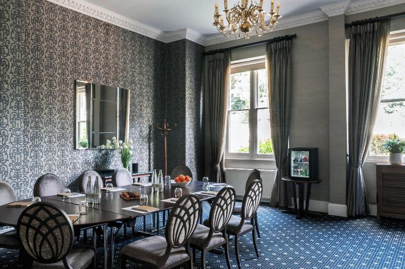 Nutfield Priory Hotel & Spa - Toplantı