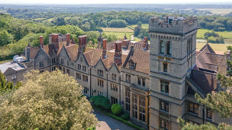 Nutfield Priory Hotel & Spa - Genel