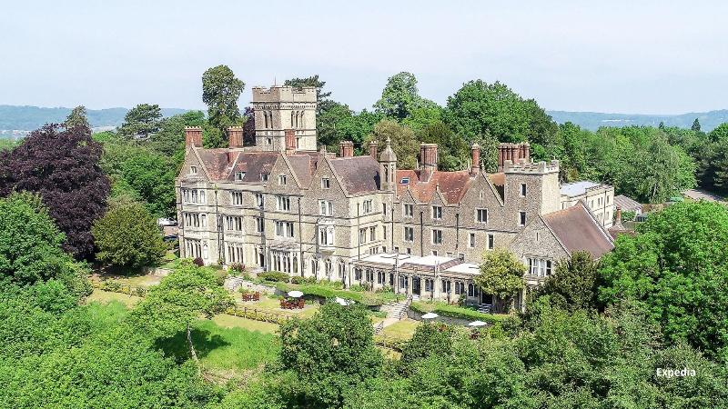 Nutfield Priory Hotel & Spa - Genel