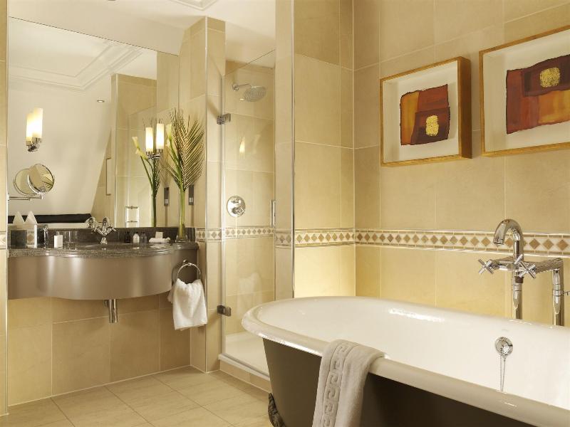 Nutfield Priory Hotel & Spa - Oda