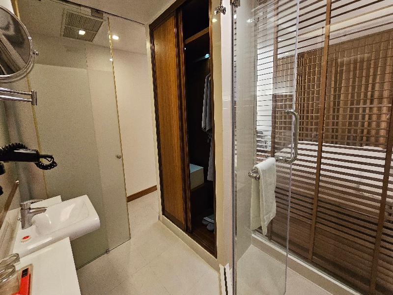 Sachas Hotel Uno Asoke Sukhumvit Bangkok - Oda