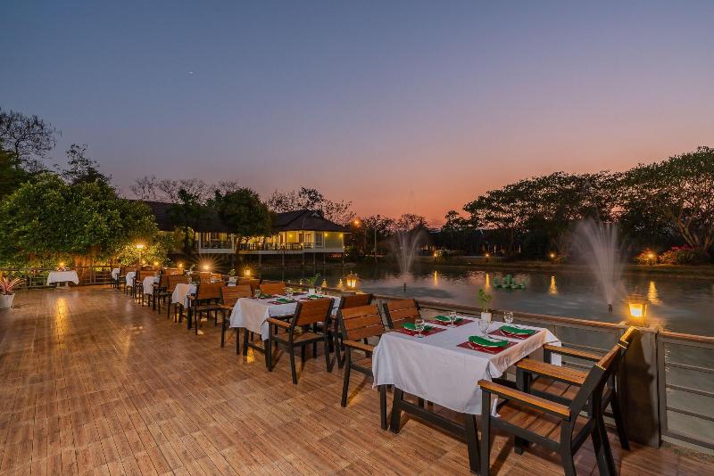 Le Charme Sukhothai Historical Park Resort - Restoran