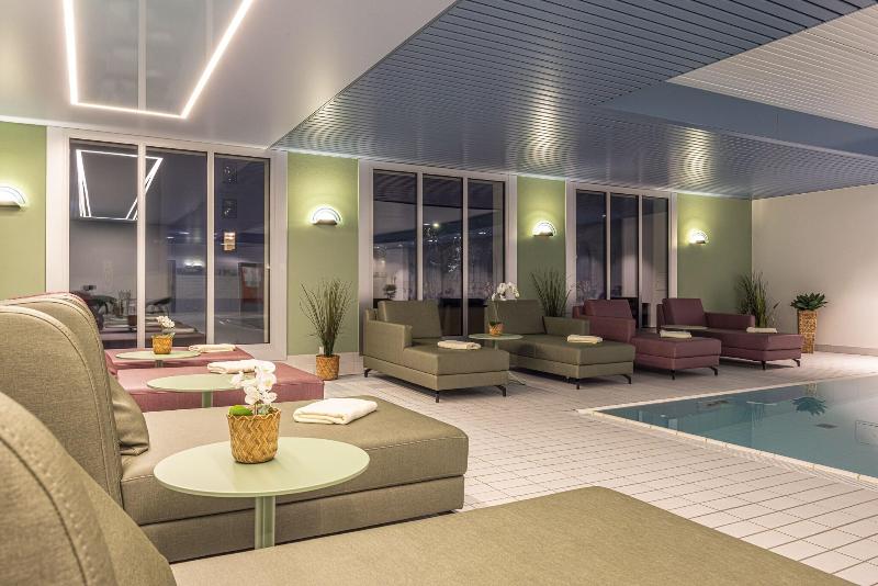 Central Swiss Quality Sporthotel - Havuz