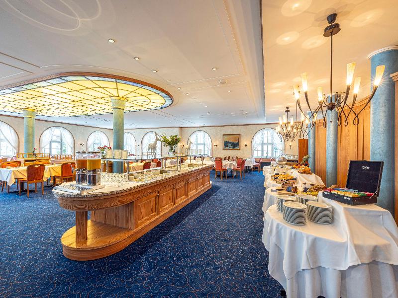 Central Swiss Quality Sporthotel - Restoran
