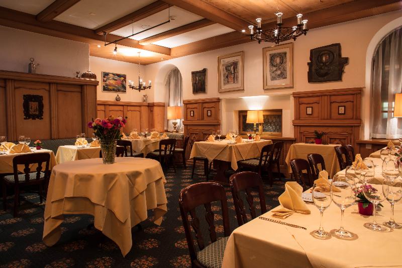 Central Swiss Quality Sporthotel - Restoran
