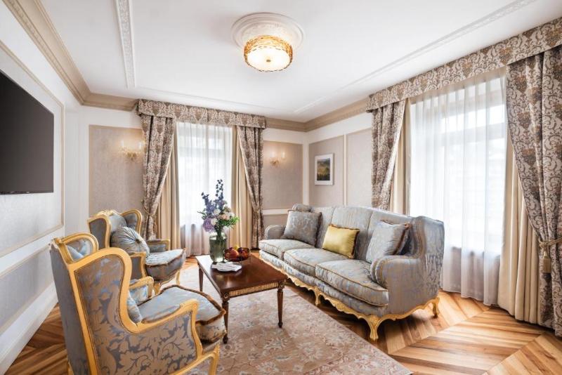 Hotel Fluela Davos - Oda