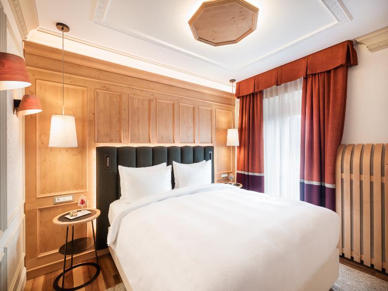 Hotel Fluela Davos - Oda