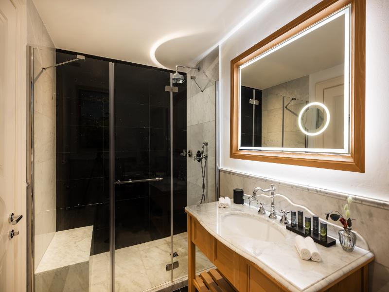 Hotel Fluela Davos - Oda